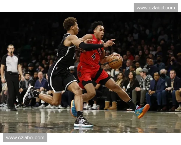 球队动态频繁变化 球员转会风云再起 锋线补强与阵容调整成焦点